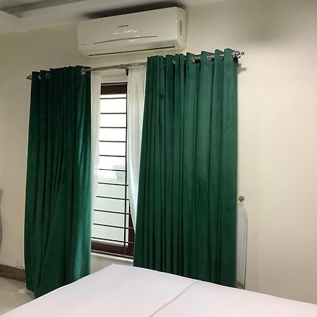 Rose Valet Guest House Islamabad Extérieur photo