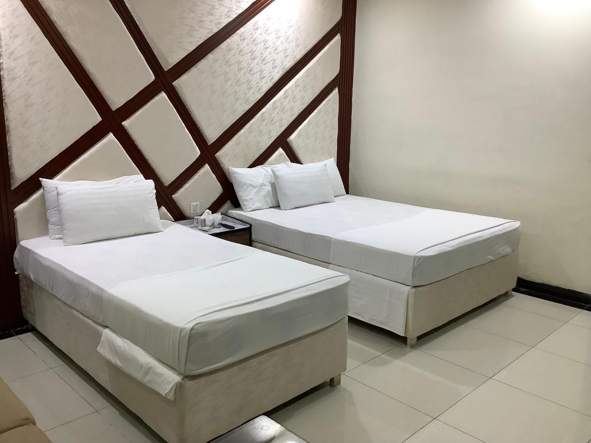 Rose Valet Guest House Islamabad Extérieur photo