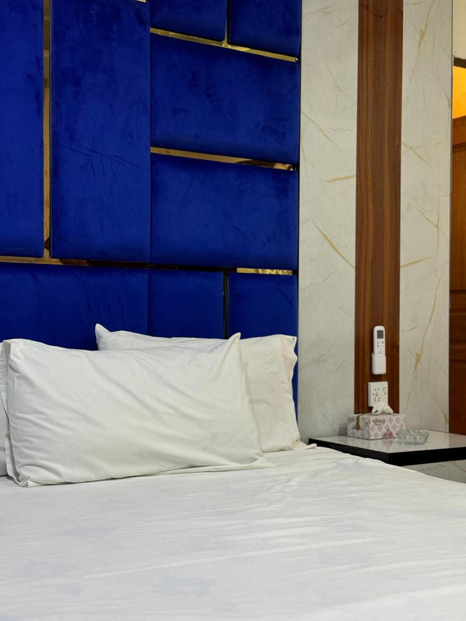 Rose Valet Guest House Islamabad Extérieur photo