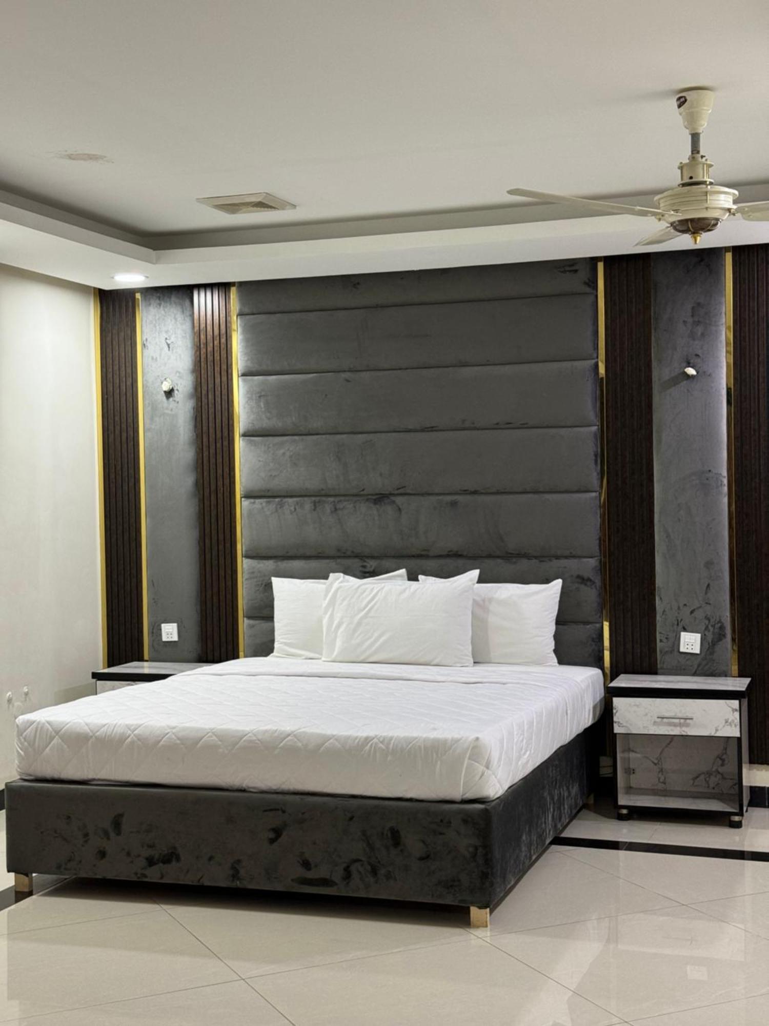 Rose Valet Guest House Islamabad Extérieur photo
